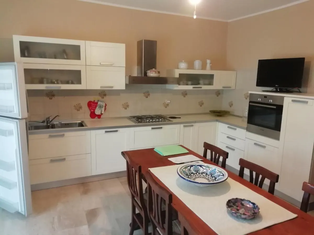 B&B La Regina Carbonia Bed & Breakfast